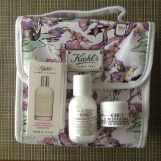 キールズ(Kiehl's)のKiehl's☆トラベルポーチ&サンプル(その他)