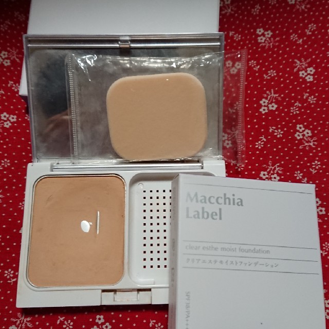 Macchia Label(マキアレイベル)のケース付き「マキアレイベル」クリアエステモイストファンデーション  コスメ/美容のベースメイク/化粧品(ファンデーション)の商品写真