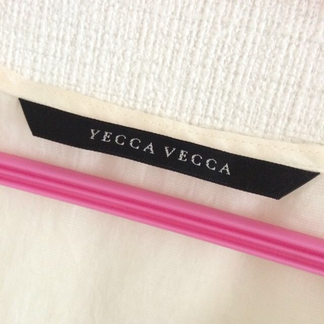 YECCA VECCAブラウス レディースのトップス(シャツ/ブラウス(半袖/袖なし))の商品写真