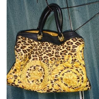 ジャンニヴェルサーチ(Gianni Versace)のVERSACE ヴェルサーチ バッグ ヴィンテージ ヒョウ柄(ハンドバッグ)