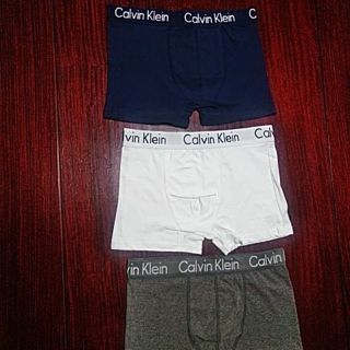 カルバンクライン(Calvin Klein)のカルバン・クライン、Lサイズ、青と白とグレーの3枚セット(ボクサーパンツ)