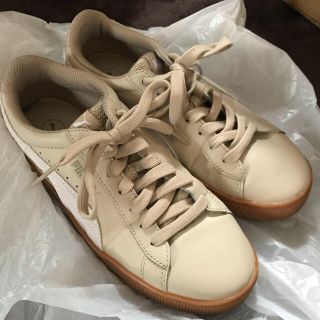 プーマ(PUMA)のスニーカー(スニーカー)