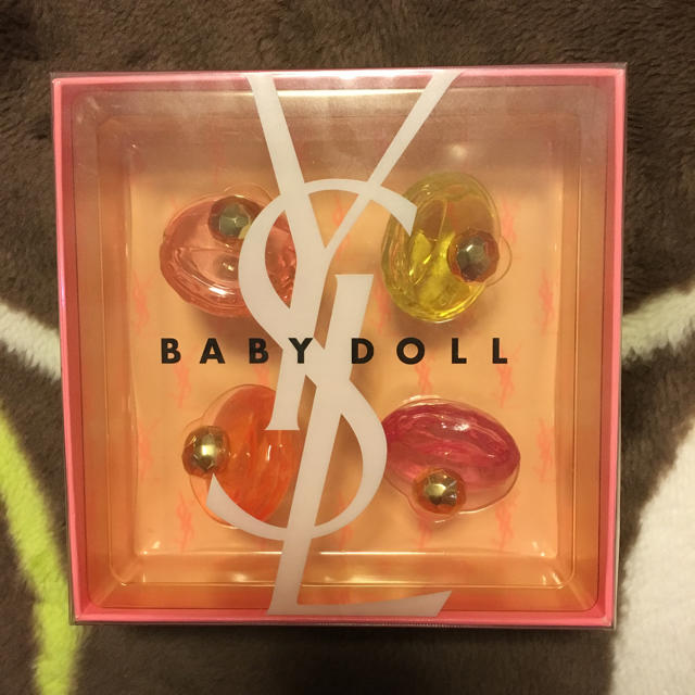 Yves Saint Laurent Beaute(イヴサンローランボーテ)のBABY DOLL イブサンローラン コスメ/美容の香水(香水(女性用))の商品写真