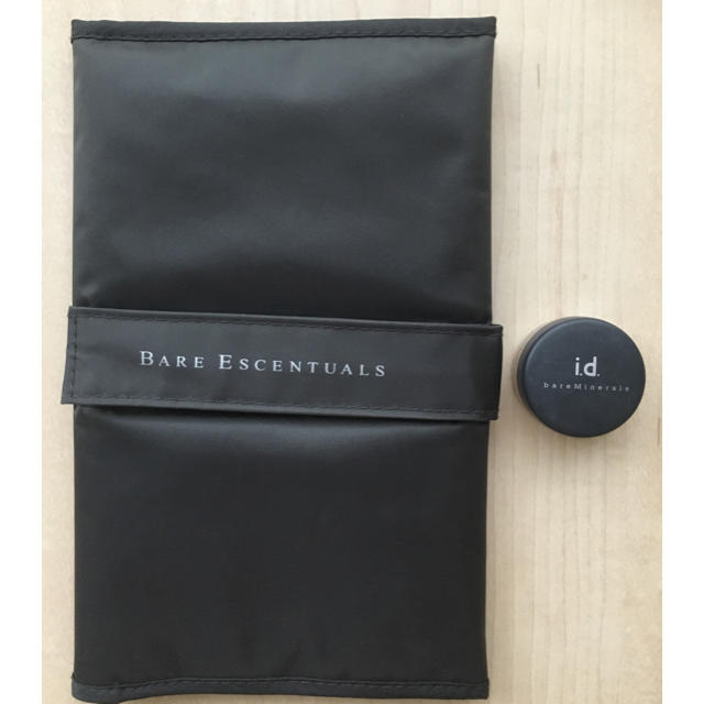 bareMinerals(ベアミネラル)のたなか様専用 BARE ESCENTUALS ポーチ コスメ/美容のベースメイク/化粧品(その他)の商品写真