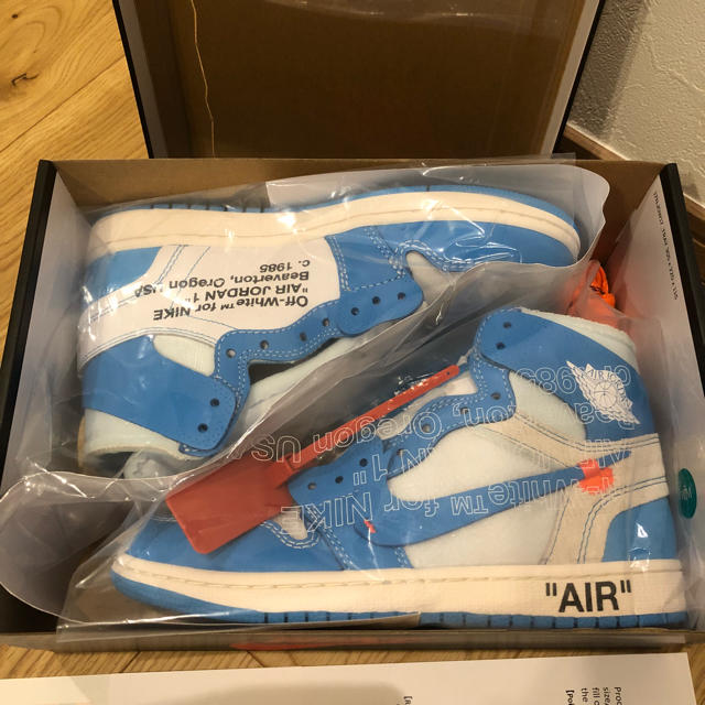 NIKE(ナイキ)のnike × off white air jordan 1  メンズの靴/シューズ(スニーカー)の商品写真