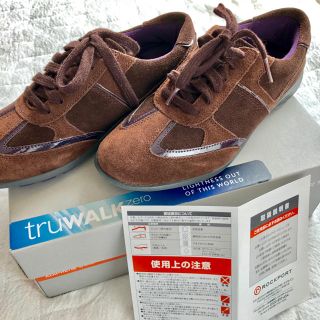 ロックポート(ROCKPORT)のロックポート/truWALK ZERO/軽い/24cm/ブラウン/新品(スニーカー)