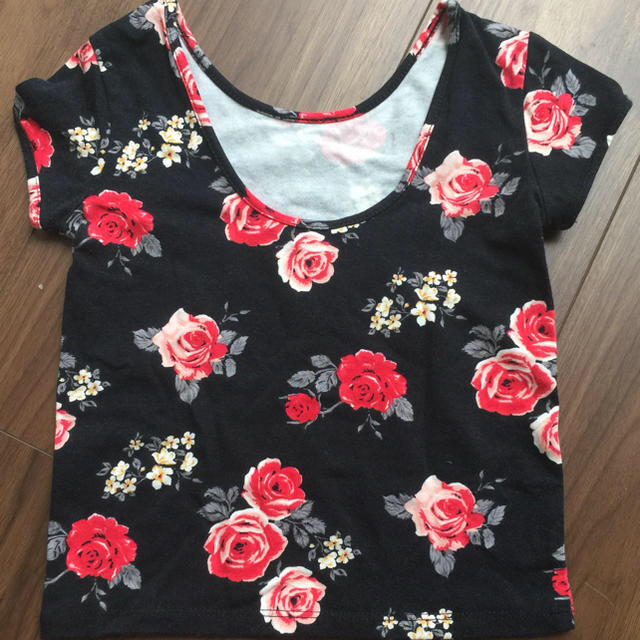 FOREVER 21(フォーエバートゥエンティーワン)のforever21 Tシャツ サイズ110 キッズ/ベビー/マタニティのキッズ服女の子用(90cm~)(Tシャツ/カットソー)の商品写真