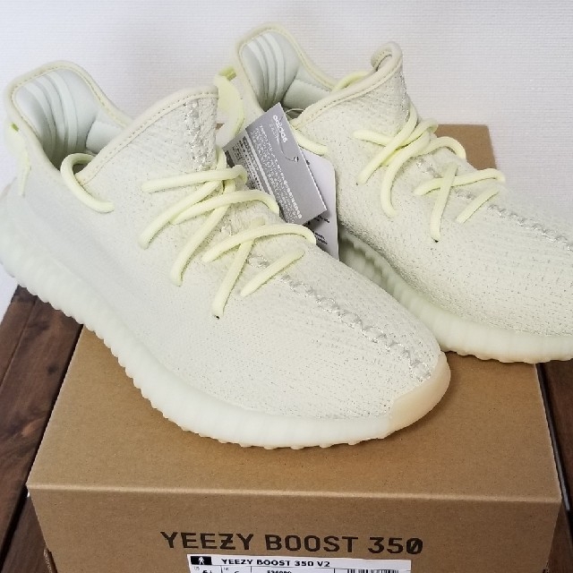 adidas(アディダス)のyeezy boost 350v2 butter メンズの靴/シューズ(スニーカー)の商品写真