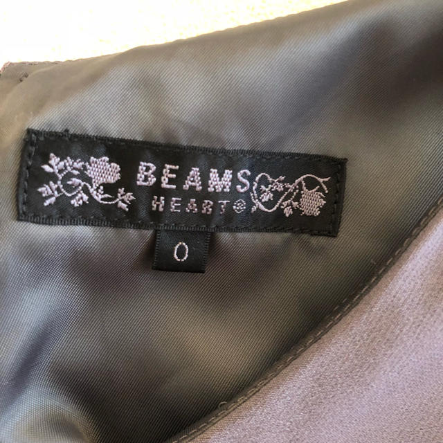 BEAMS(ビームス)の新品 BEAMS ラベンダー色ドレス レディースのワンピース(ひざ丈ワンピース)の商品写真