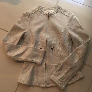 ザラ(ZARA)のZARA ペプラムノーカラージャケット グレー XS(ノーカラージャケット)