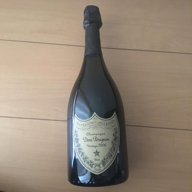 Dom Pérignon(ドンペリニヨン)のドンペリ2006年 食品/飲料/酒の酒(シャンパン/スパークリングワイン)の商品写真