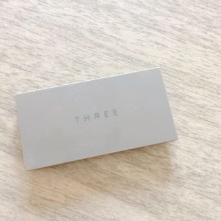 スリー(THREE)のTHREEチーク(チーク)