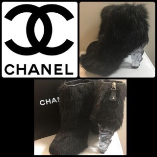 シャネル(CHANEL)のCHANEL♡ブラックファー×クリスタルヒール ショートブーツ♡(ブーツ)