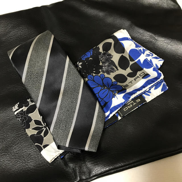 ORIHICA(オリヒカ)のネクタイ と ポケットチーフ メンズのファッション小物(ネクタイ)の商品写真