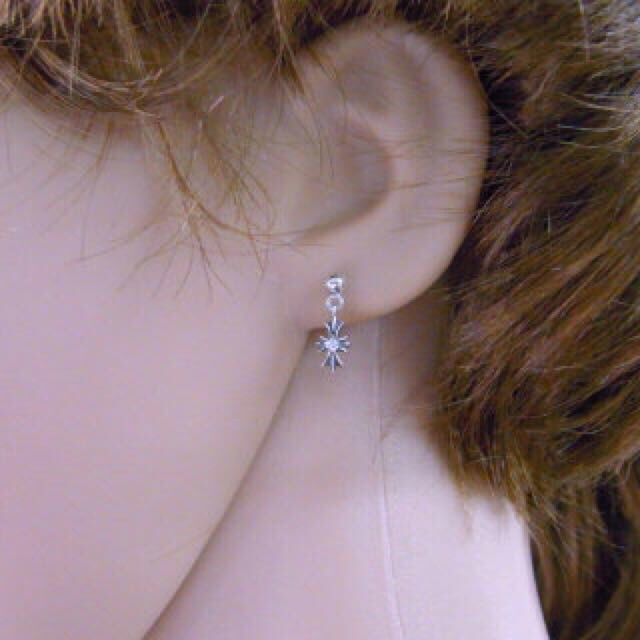 Chrome Hearts - クロムハーツ クロス ダイヤ ピアスの通販 by かりん