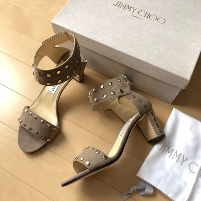 新品⭐️定価144720円／JIMMY CHOO／ジミーチュウ／スタッズサンダルサンダル