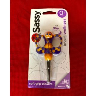 サッシー(Sassy)のsassy 爪切り ベビー用 新品(爪切り)