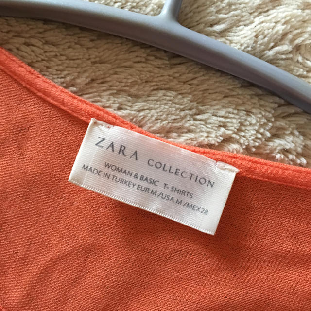 ZARA(ザラ)のZARA オレンジカーデ レディースのトップス(カーディガン)の商品写真