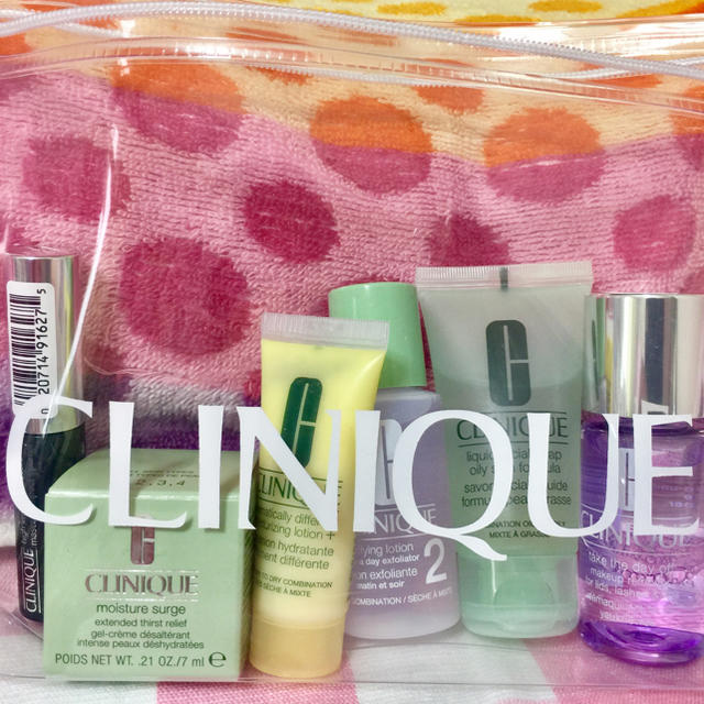 CLINIQUE(クリニーク)の値下げ！新品！クリニークミニセット コスメ/美容のベースメイク/化粧品(その他)の商品写真