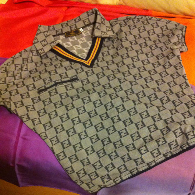 FENDI(フェンディ)のFENDIゴルフ向け半袖シャツ未使用SM レディースのトップス(シャツ/ブラウス(半袖/袖なし))の商品写真