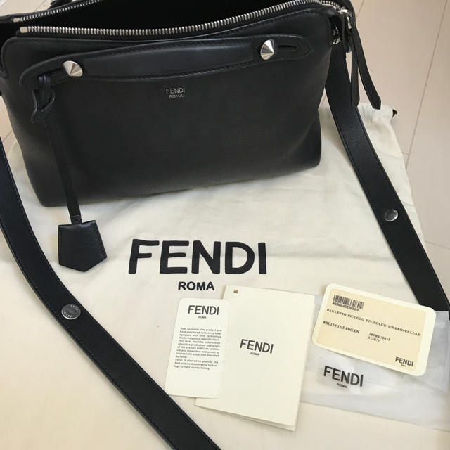 FENDI バイザウェイ　ブラック　スモール　人気サイズ