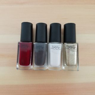 ネイルホリック(NAIL HOLIC)のネイルホリック　マニキュア　4本セット(マニキュア)