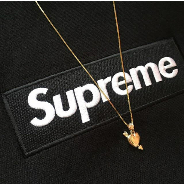 Supreme(シュプリーム)の※専用 supreme gold heart and arrow pendant メンズのアクセサリー(ネックレス)の商品写真