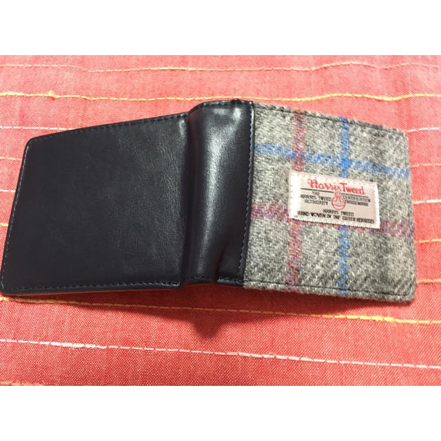 Harris Tweed(ハリスツイード)の処分特価 ハリス ツイード 財布 二つ折り 2、3回使用 美品 レディースのファッション小物(財布)の商品写真