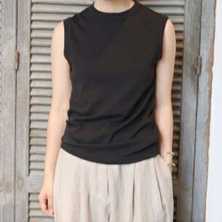 マディソンブルー(MADISONBLUE)のタグ付き madison blue ノースリーブトップス(カットソー(半袖/袖なし))