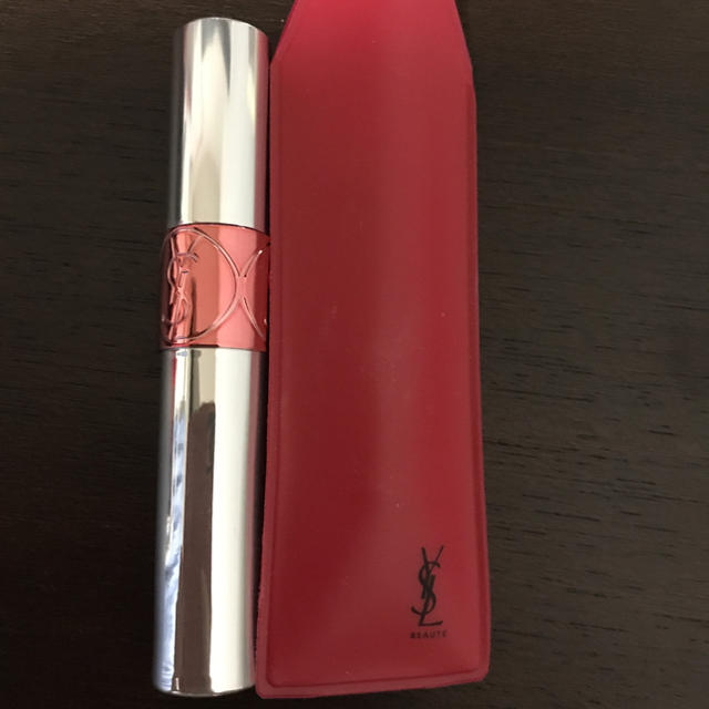 Saint Laurent(サンローラン)のお値下げしました。イブサンローラン グロスリップ コスメ/美容のベースメイク/化粧品(リップグロス)の商品写真