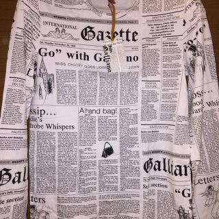 John Galliano(Tシャツ/カットソー(七分/長袖))のフリマ John Galliano(Tシャツ/カットソー(七分/長袖))のフリマ