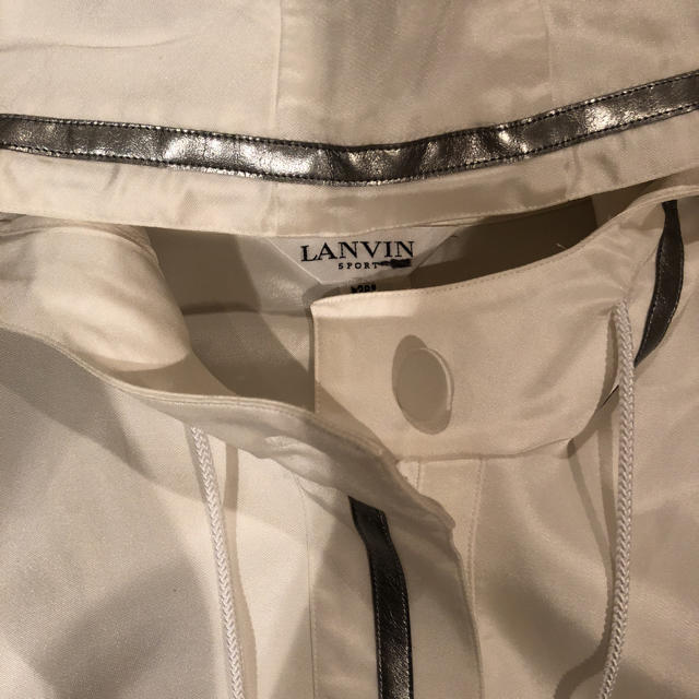 LANVIN(ランバン)のgolf cuteさん専用  ゴルフウェア  白のセットアップ スポーツ/アウトドアのゴルフ(ウエア)の商品写真