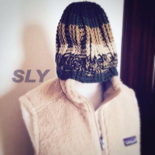 スライ(SLY)のSLY グラデーションニットキャップ(ニット帽/ビーニー)