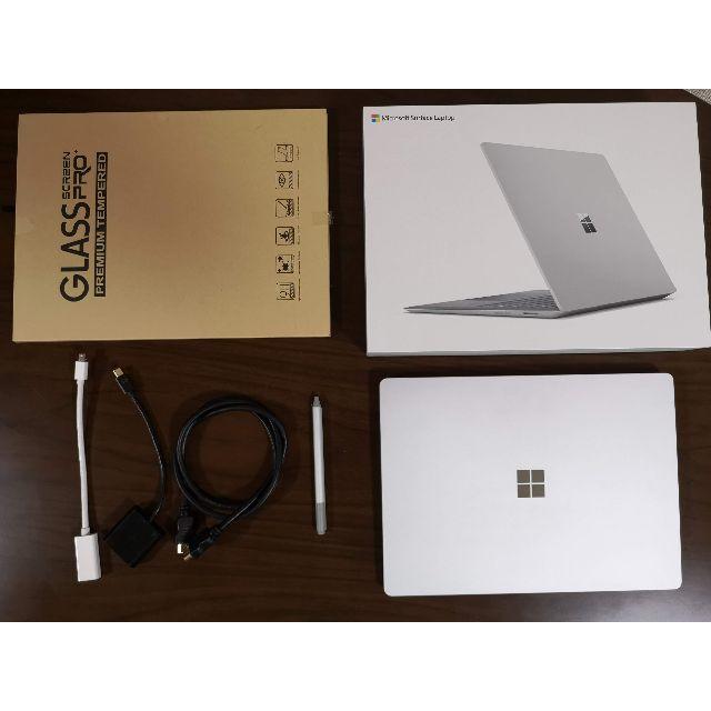 Microsoft(マイクロソフト)のSurfaceLaptop 256GB 8GB プラチナ +ペン+おまけ スマホ/家電/カメラのPC/タブレット(ノートPC)の商品写真