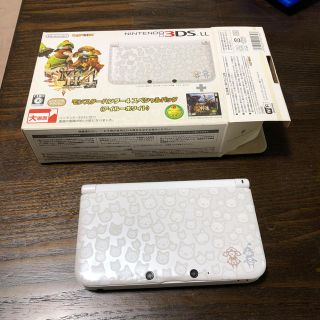 ニンテンドー3DS(ニンテンドー3DS)の3DS LL モンスターハンター4 スペシャルパック アイルーホワイト(携帯用ゲーム機本体)