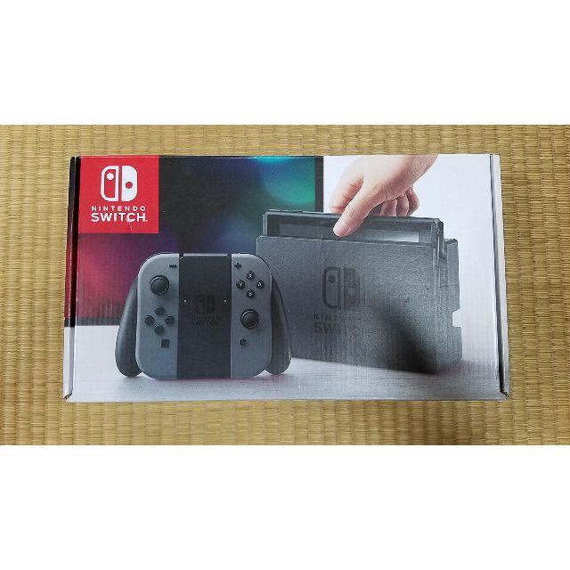 任天堂　スイッチ switch　グレー　２