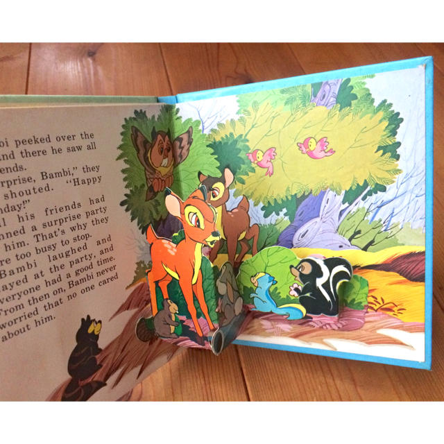 Disney 洋書 バンビ飛び出す絵本 ポップアップブックディズニー レトロ インテリアに 鹿の通販 By Azukip S Shop ディズニー ならラクマ