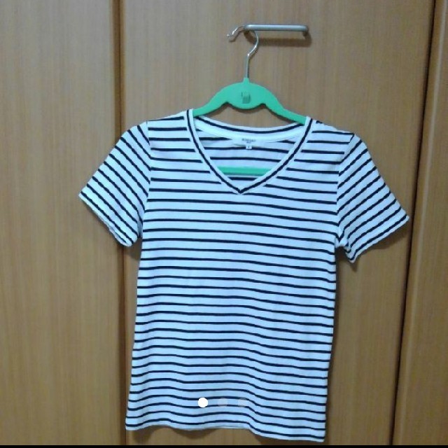 NATURAL BEAUTY BASIC(ナチュラルビューティーベーシック)の未使用　ボーダーTシャツ レディースのトップス(Tシャツ(半袖/袖なし))の商品写真