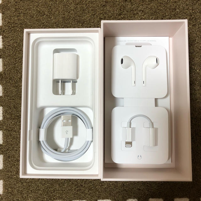 Apple - 新品未使用 iPhone8 付属品 4点セット イヤホン 変換アダプタ 他2点の通販 by みかん923's shop