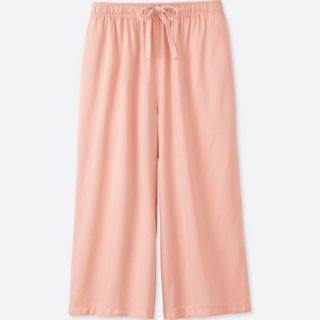 ユニクロ(UNIQLO)の新品 ユニクロ リラコ ワイド ピンク M(ルームウェア)