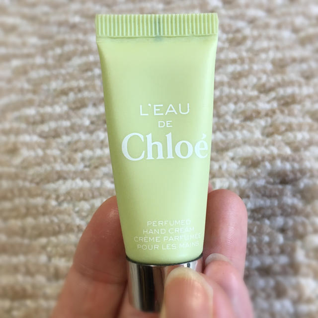 Chloe(クロエ)のChloe ロードクロエ ハンドクリーム 10ml サンプル品 コスメ/美容の香水(香水(女性用))の商品写真