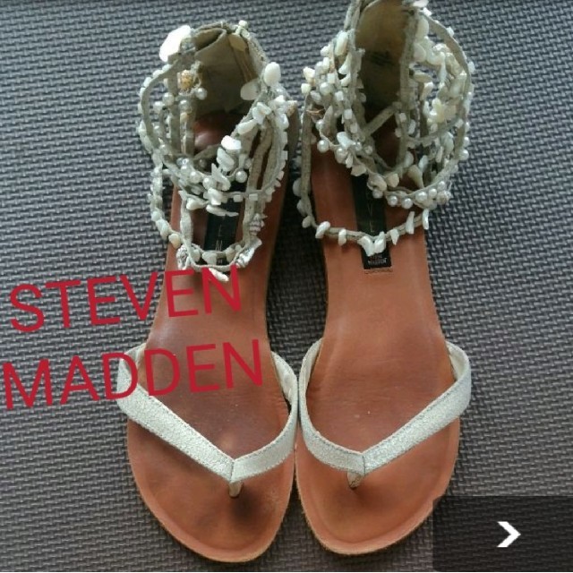 Steve Madden(スティーブマデン)のSTEVEN MADDEN サンダル　ミュール　ぺたんこ　ローヒール レディースの靴/シューズ(サンダル)の商品写真