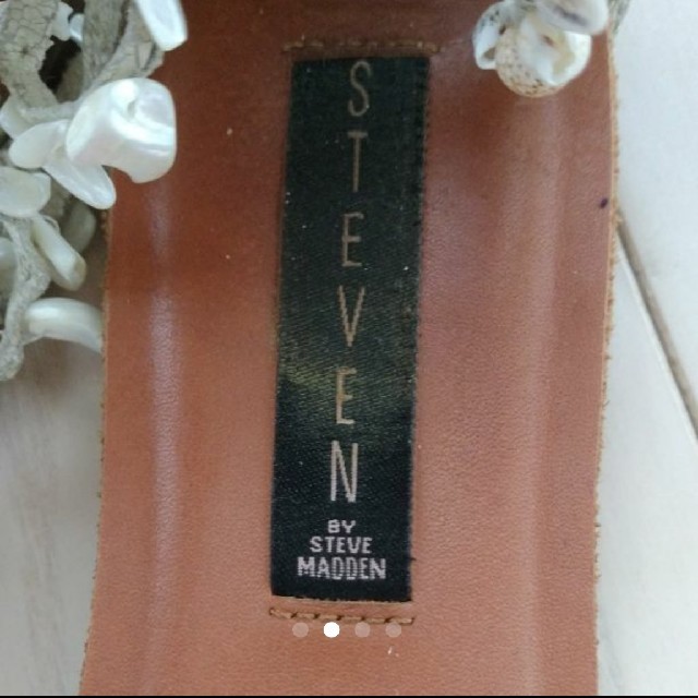 Steve Madden(スティーブマデン)のSTEVEN MADDEN サンダル　ミュール　ぺたんこ　ローヒール レディースの靴/シューズ(サンダル)の商品写真