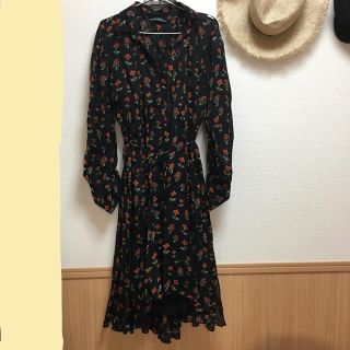 ザラ(ZARA)の花柄ワンピース(ロングワンピース/マキシワンピース)