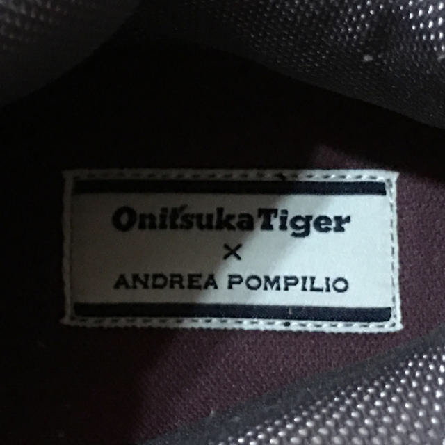 Onitsuka Tiger(オニツカタイガー)のOnitsuka Tiger スニーカー26.5cm メンズの靴/シューズ(スニーカー)の商品写真