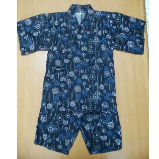 マザウェイズ(motherways)の美品　男の子　甚平　黒　130　マザウェイズ　夏祭り　花火(甚平/浴衣)