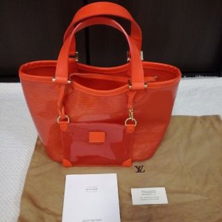 ルイヴィトン(LOUIS VUITTON)の希少美品LOUIS VUITTON エピプラージュ ストラップポーチ付(ハンドバッグ)