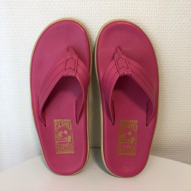 ISLAND SLIPPER(アイランドスリッパ)の【新品未使用】ISLAND SLIPPER サンダル 【ピンク】 レディースの靴/シューズ(サンダル)の商品写真