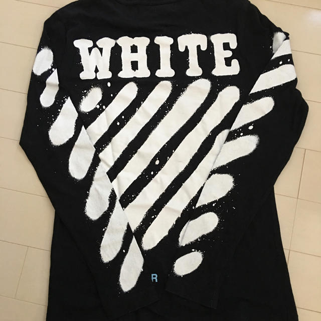 Off-White スプレーロングTシャツ - Tシャツ/カットソー(七分/長袖)
