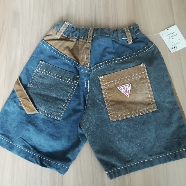 GUESS(ゲス)の☆なな様専用☆　guess ハーフパンツ キッズ/ベビー/マタニティのキッズ服男の子用(90cm~)(パンツ/スパッツ)の商品写真